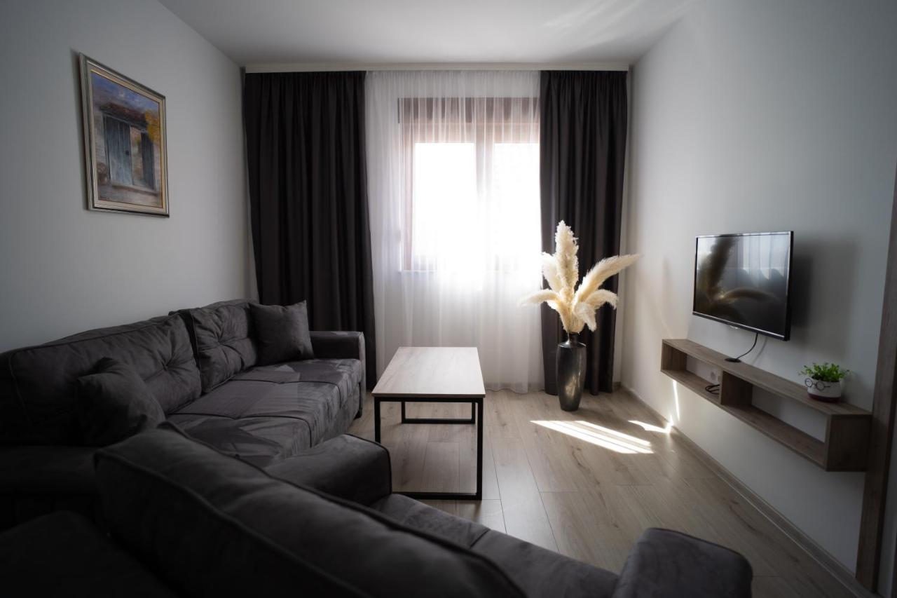 Apartments And Rooms Smile モスタル エクステリア 写真