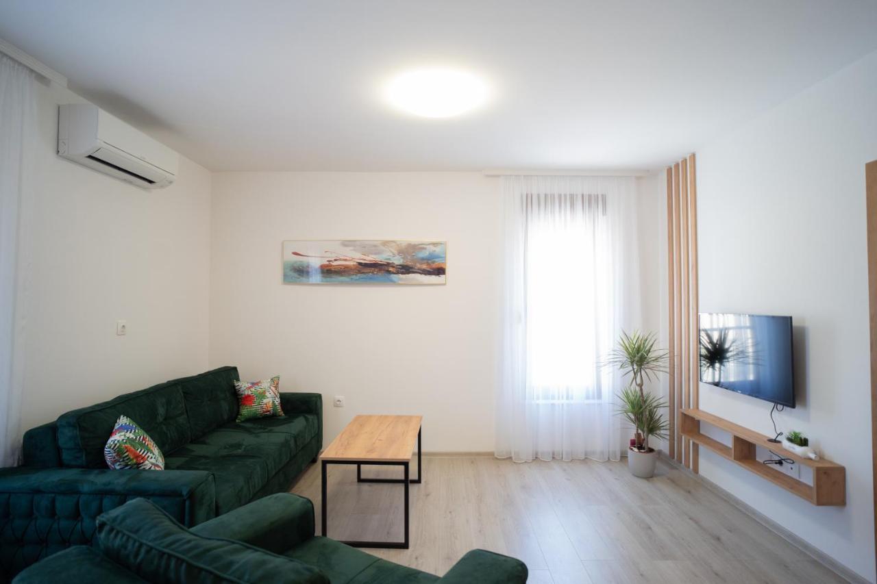 Apartments And Rooms Smile モスタル エクステリア 写真